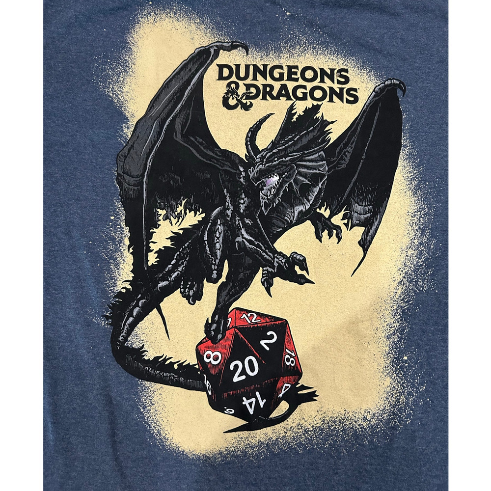 DUNGEONS & DRAGONS NWT Blue Short Sleeve Graphic Tee Size M